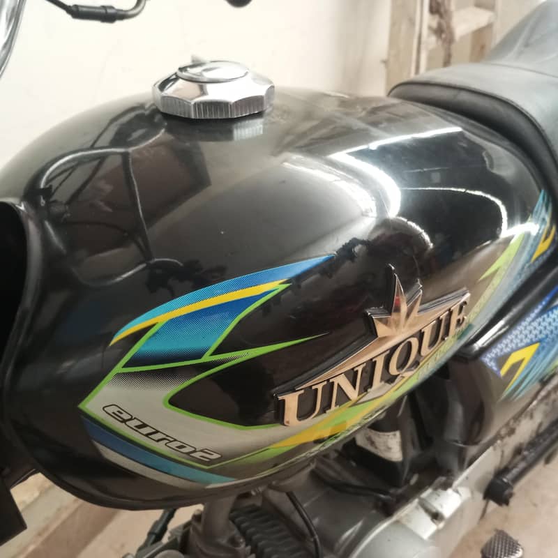 Unique CD 70 4