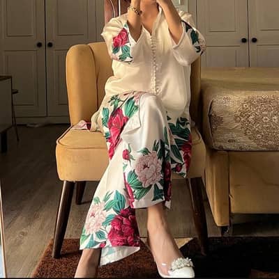 LUXURIOUS CART - Different Women’s Suits - Different Prices - Contact