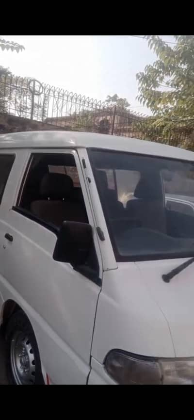 Grace VAN Genuine Lush condition model 2002