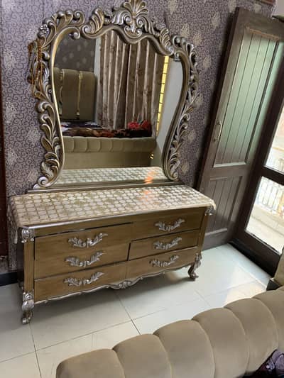 sheesham wood dressing table