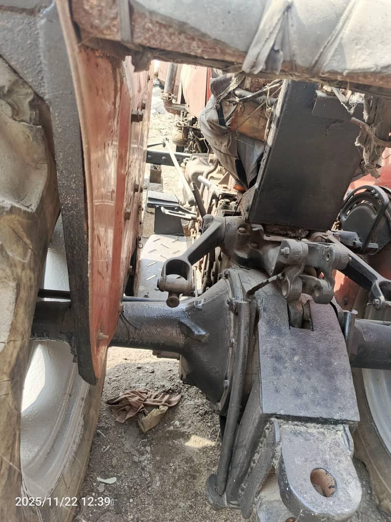 2015 model tractor 8