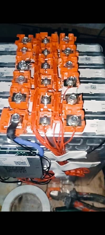 Nissan leaf cells 65Ah only 9500Rs  //Nissan's cellls 60Ah 9000 Rs