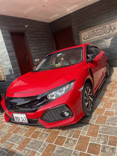 Honda civic 2017 model 1.8 UG full option top of the line