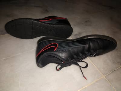 Used Football Gripper Shoes