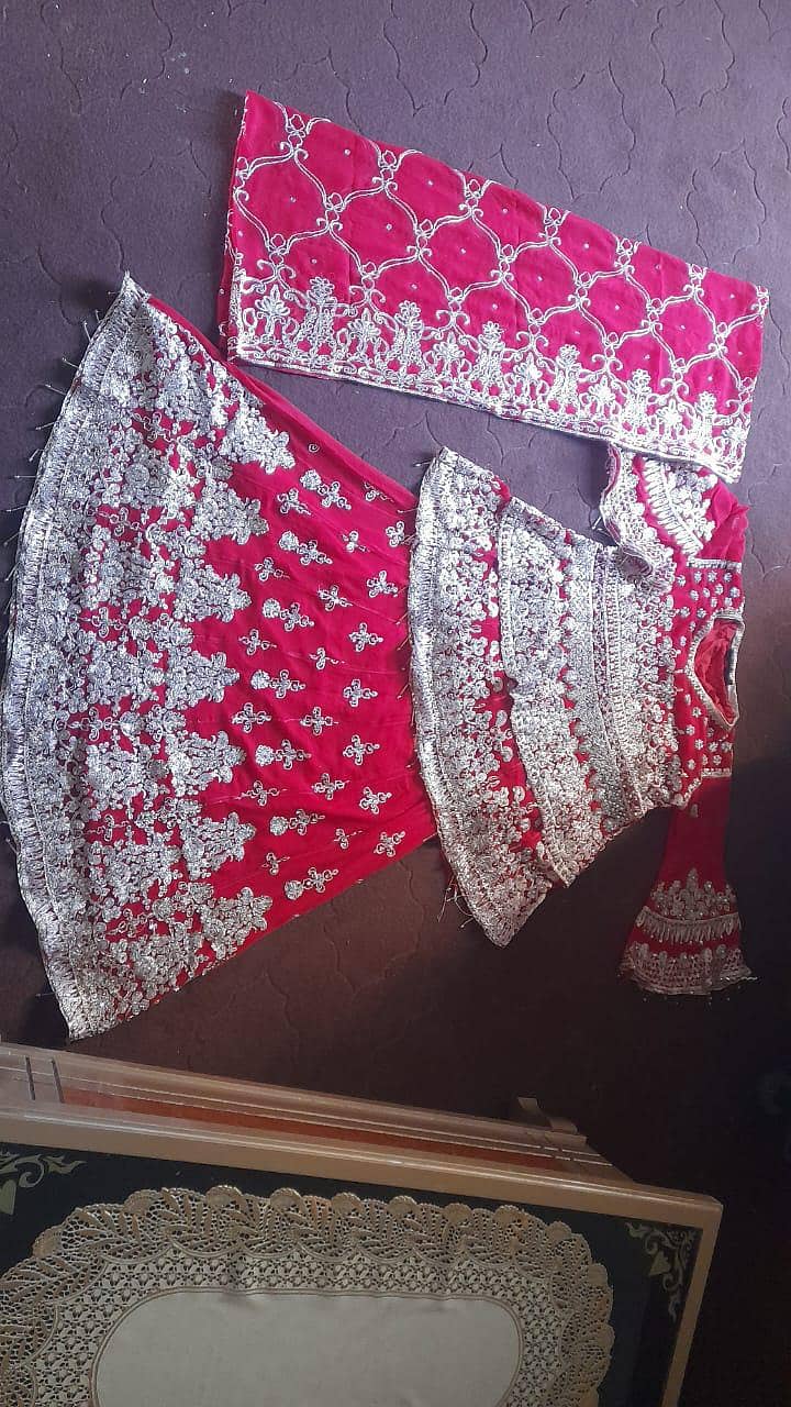 bridal lehnga 0
