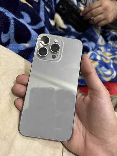 iPhone 15 pro max jv 256gb