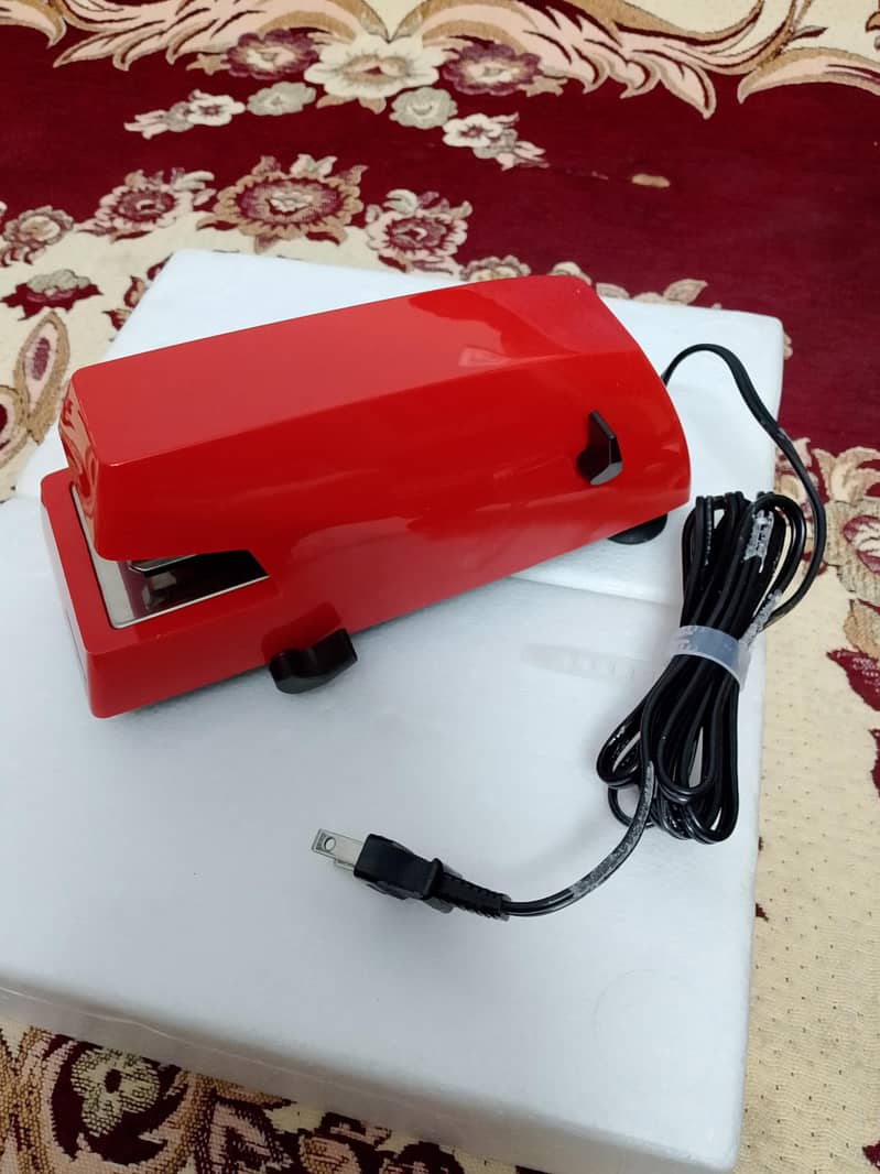 ELECTRICAL STEPLER 1