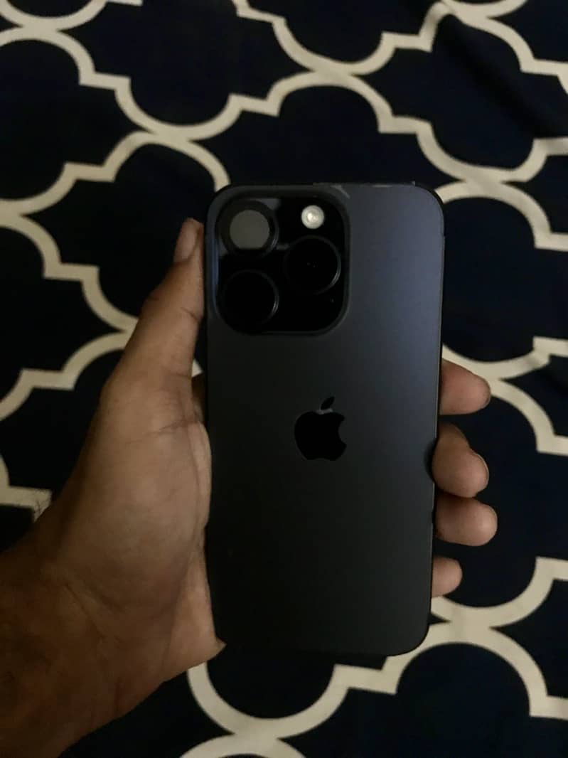 iPhone 15 pro 2