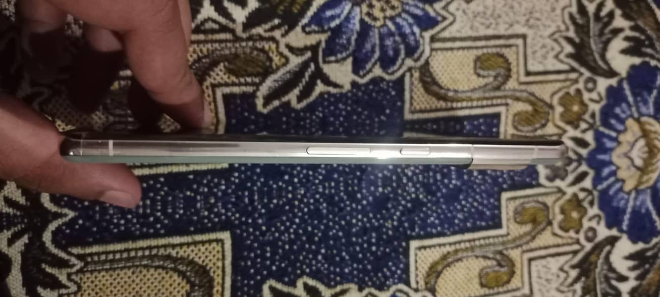 Google pixel 7 pro 2