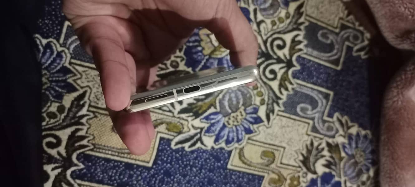 Google pixel 7 pro 5