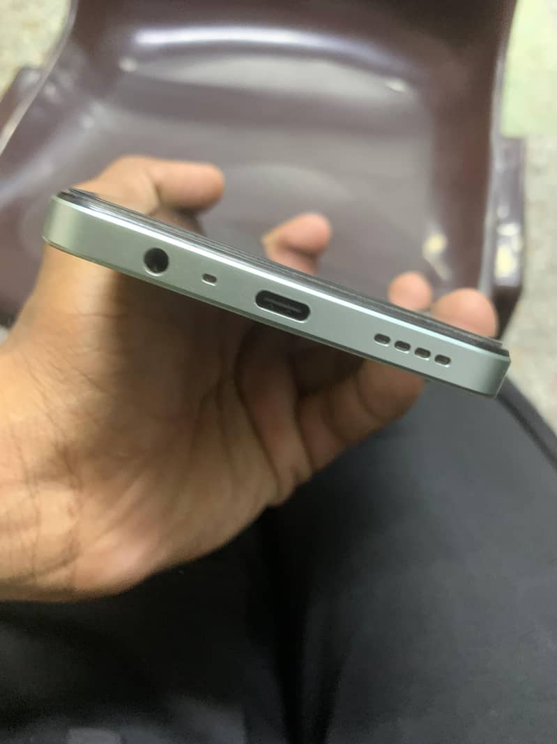 4/64gb 3