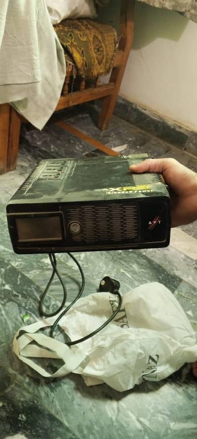 XP CHINA UPS 1000 watts 12 volt