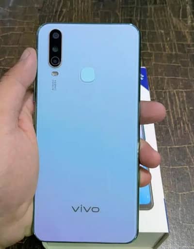 Vivo y17