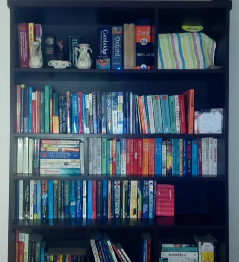 Book Shelf 0