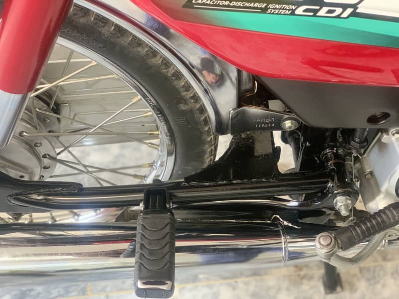 Honda cd70 12