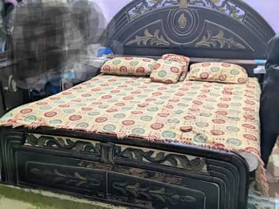 bed set/ is dressing Kay sath bed For sale