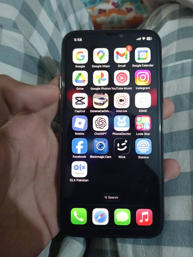 iphone 11 pro 2