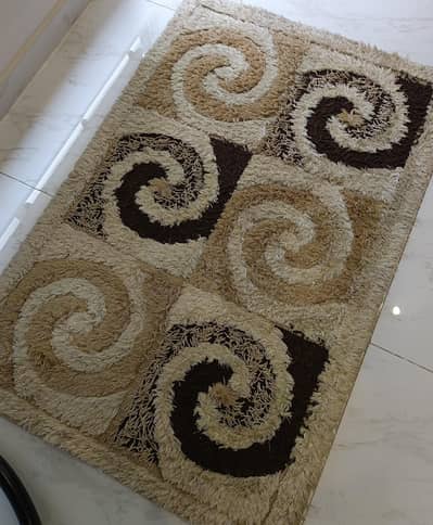 used rug in good condition