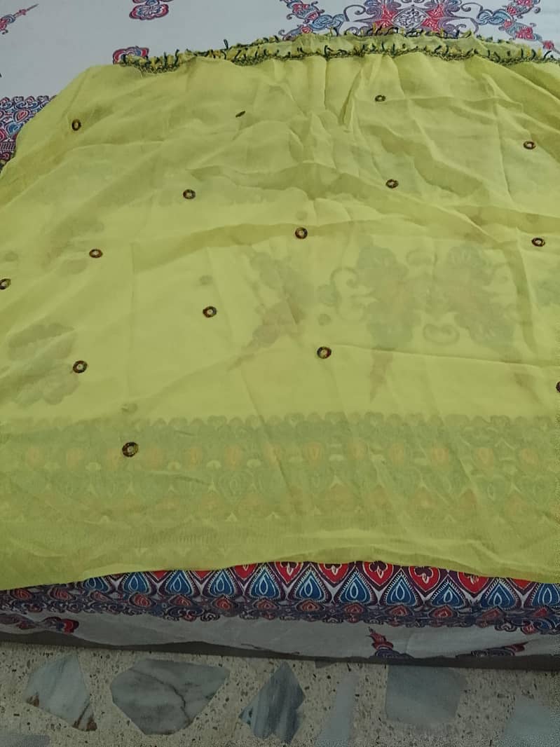 سندھی کڑھائ دوپٹہ 1
