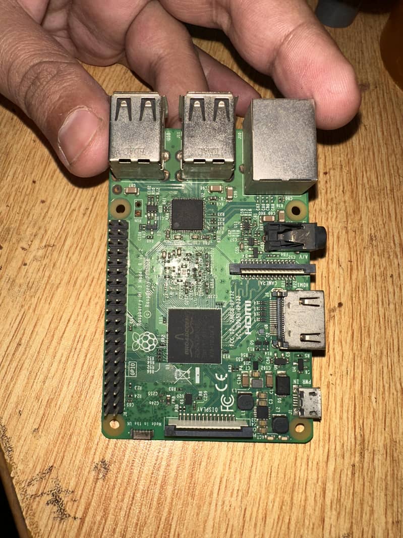 Raspberry Pi 3 B 1