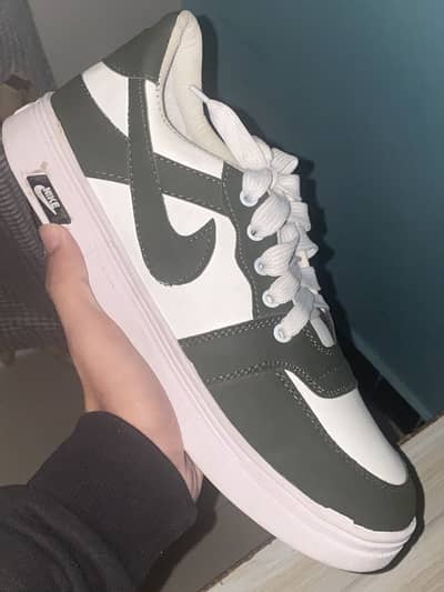 NIKE AIR FORCE 1 (olive green)(knockoff)