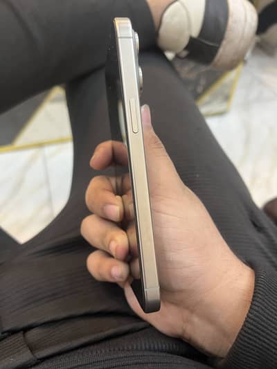 Iphone 15 pro max pta 256gb 96% health