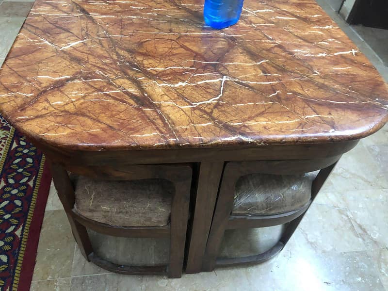 Dinning Table With Chairs 1