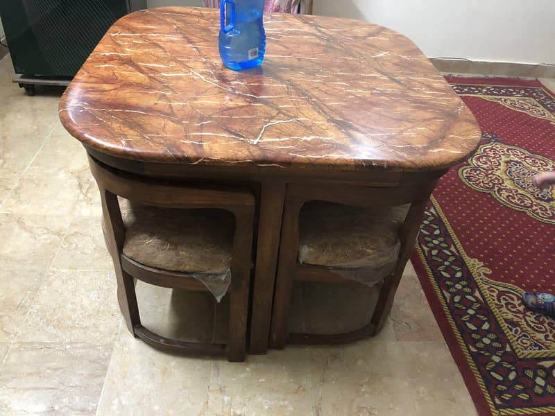 Dinning Table With Chairs 3