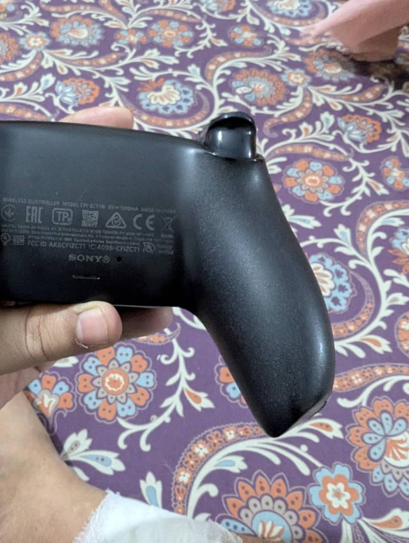 PS5 Controller Black 4