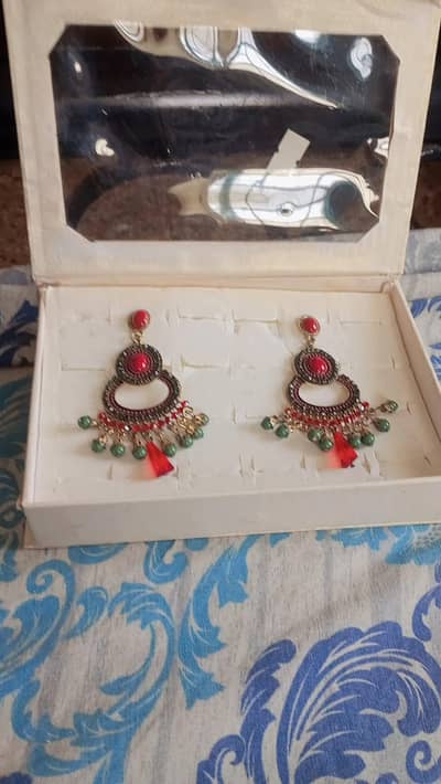 stylish earring and  nackles