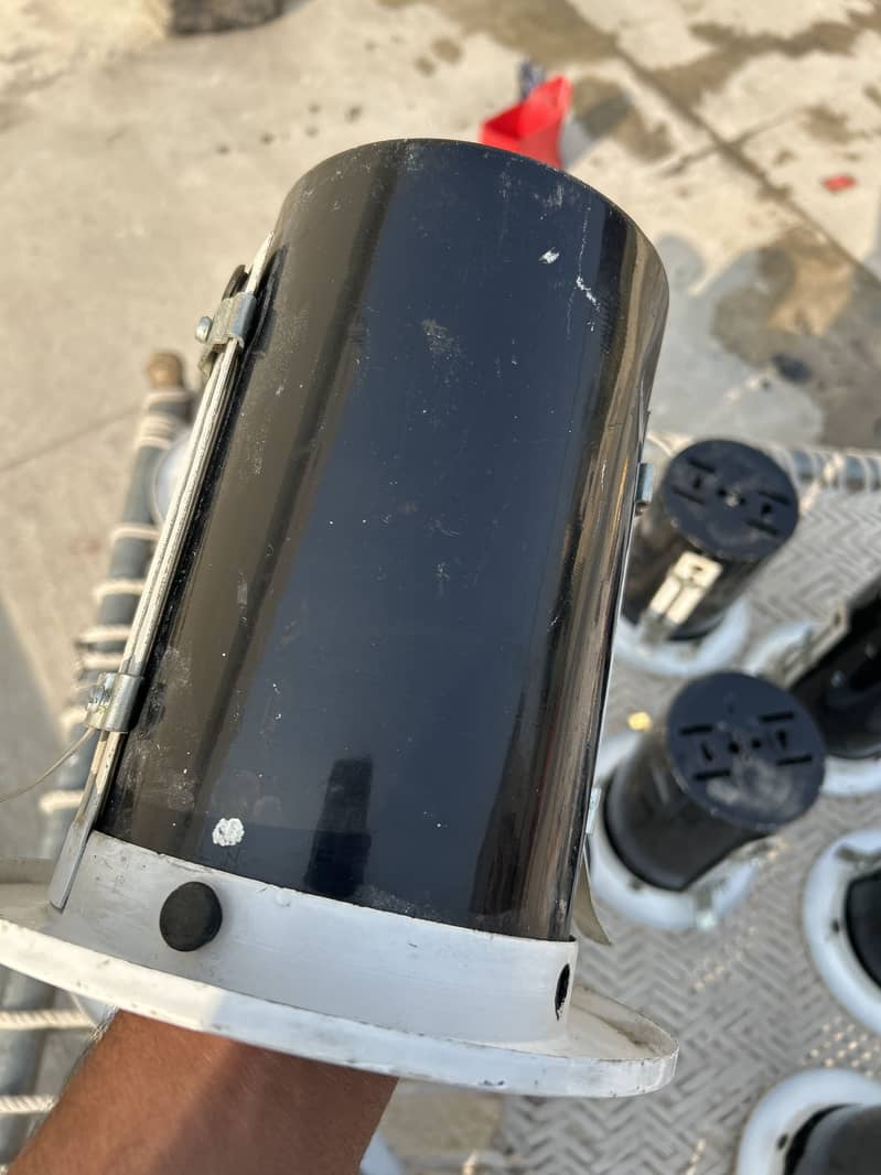 Studio celiling lights stands 4