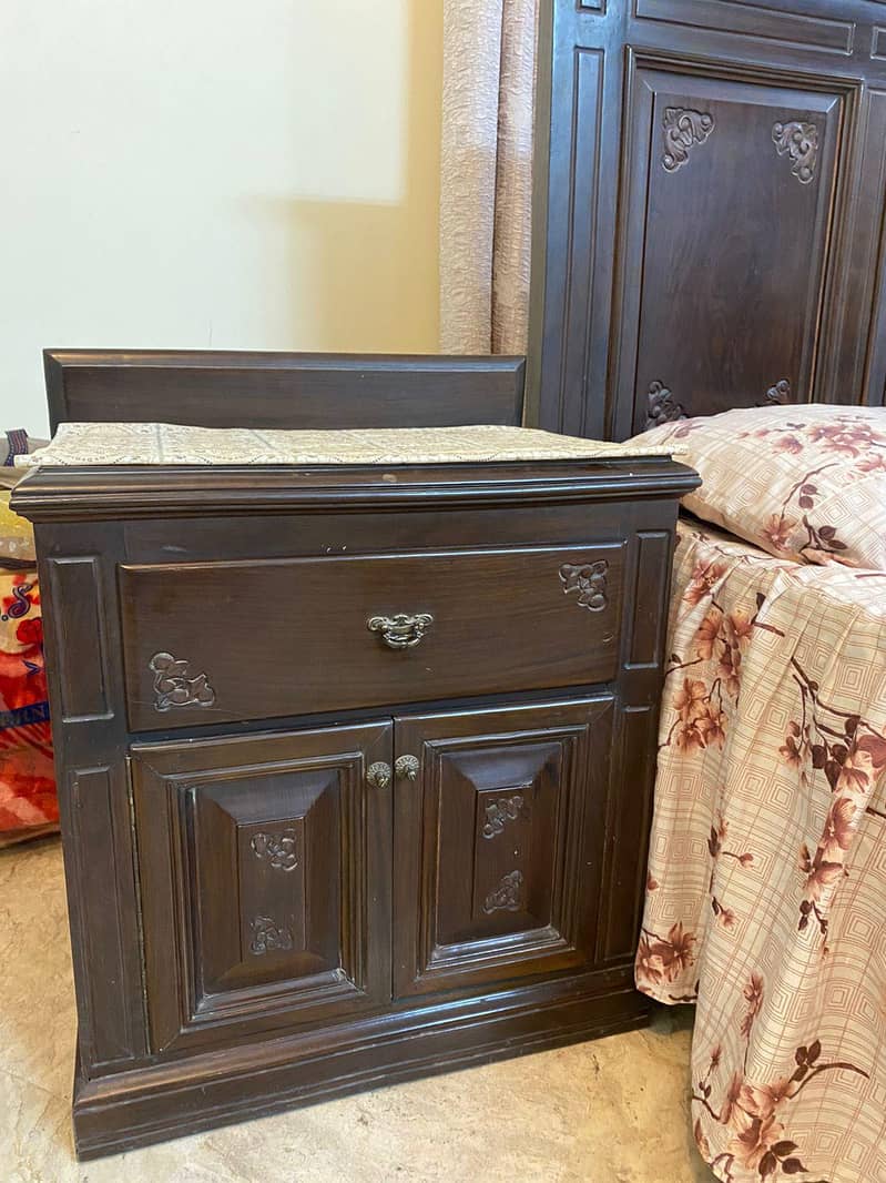 Woooden Solid Bed with side tbles 1
