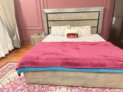 Double Bed Set/Wooden/ 10/10