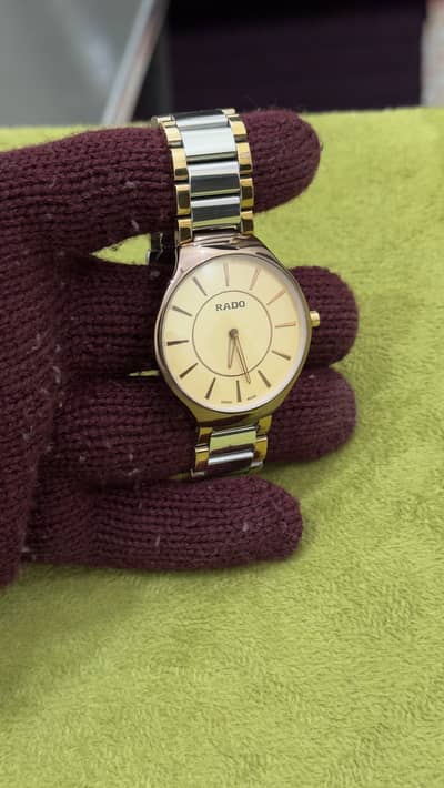 Watches for sale japan machine quartz