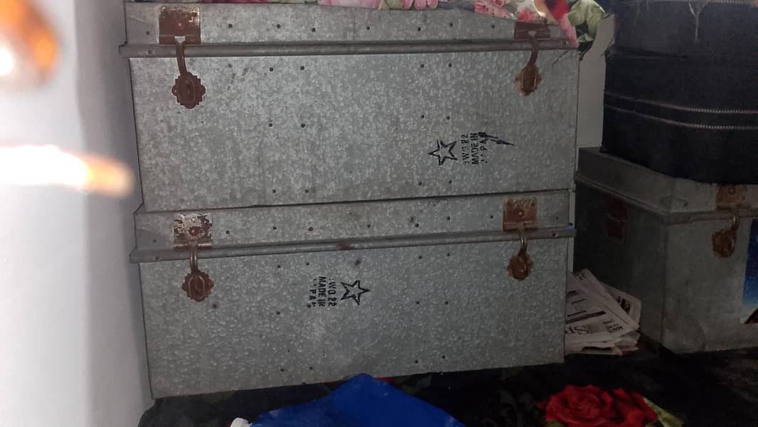 پیٹی ٹرنک الماری برائے فروخت 0