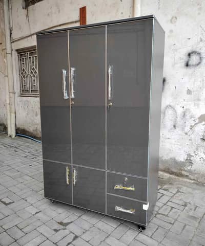 3 door Luxury  cupboard  / Big Wardrobe  / Almari