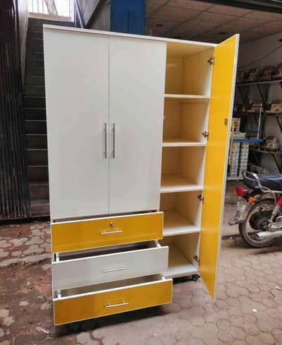 Wardrobe  / Almari  / cupboard
