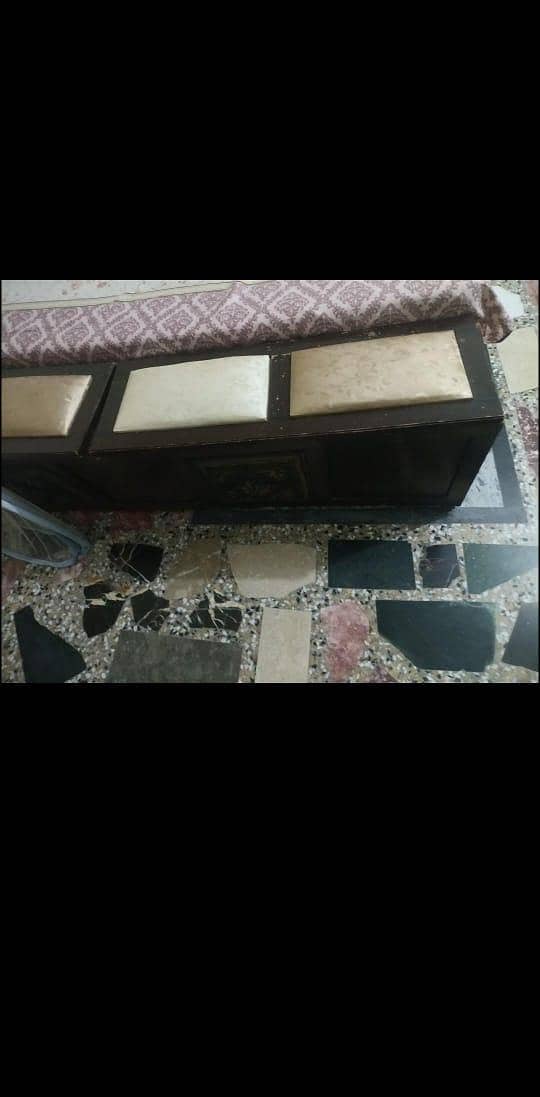 bed side table dressing table 0