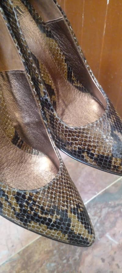 very beautiful Leather fashion shoes 03335138001