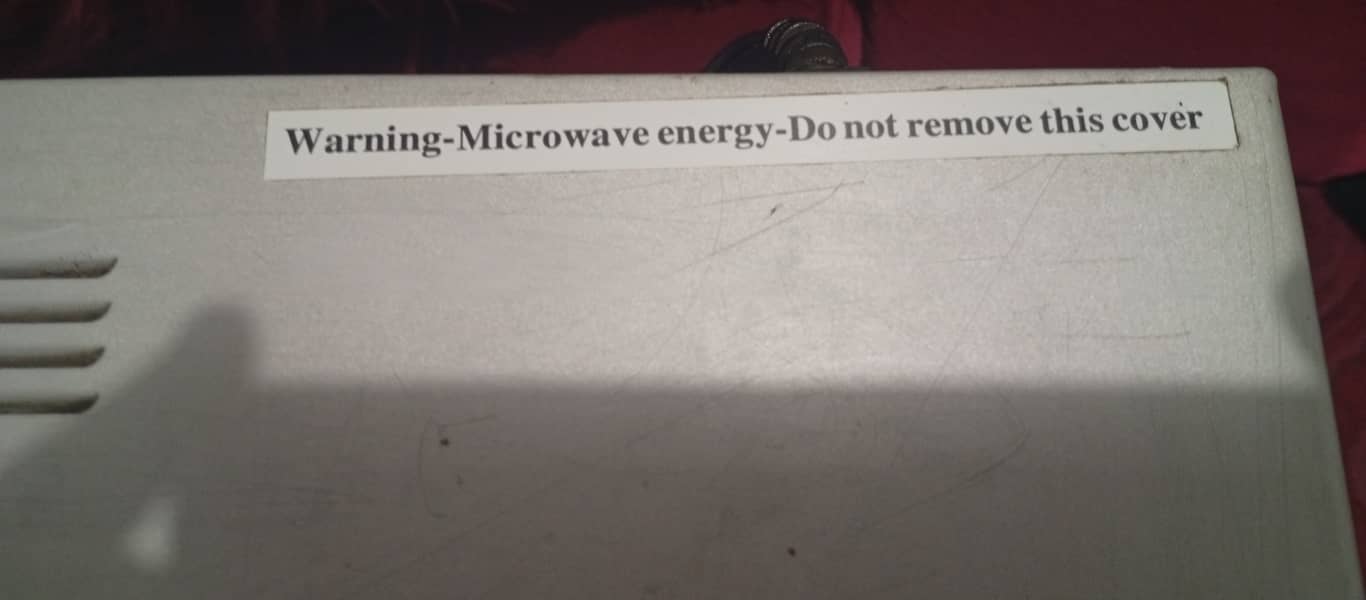 LOGIK Microwave 10