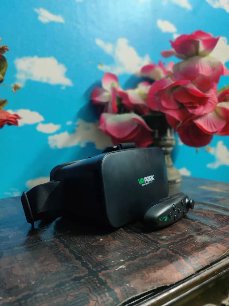 VR headset with controller VR PARK headset 3