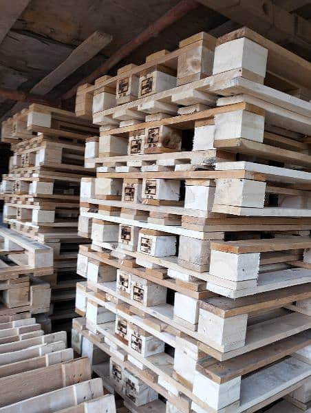 wooden Pallets 0