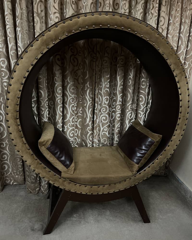 Ring sofa 1