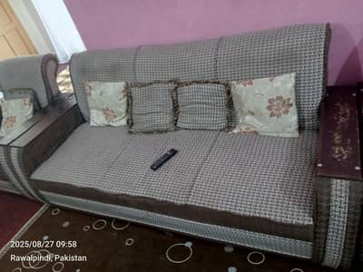 7 seater sofa for Sale .