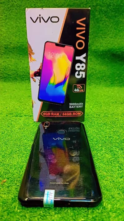 VIVO Y85 BRAND NEW MOBILE WITH BOX CHARGER