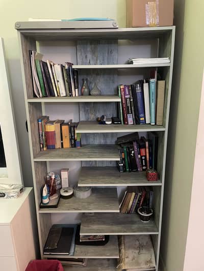 Bookshelf