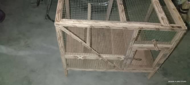 Strong net best for birds. Pinjra mazboot hai