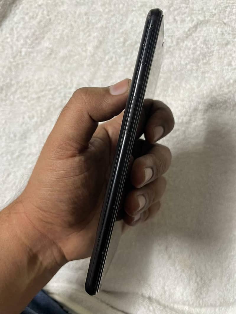 One Plus 6T 4