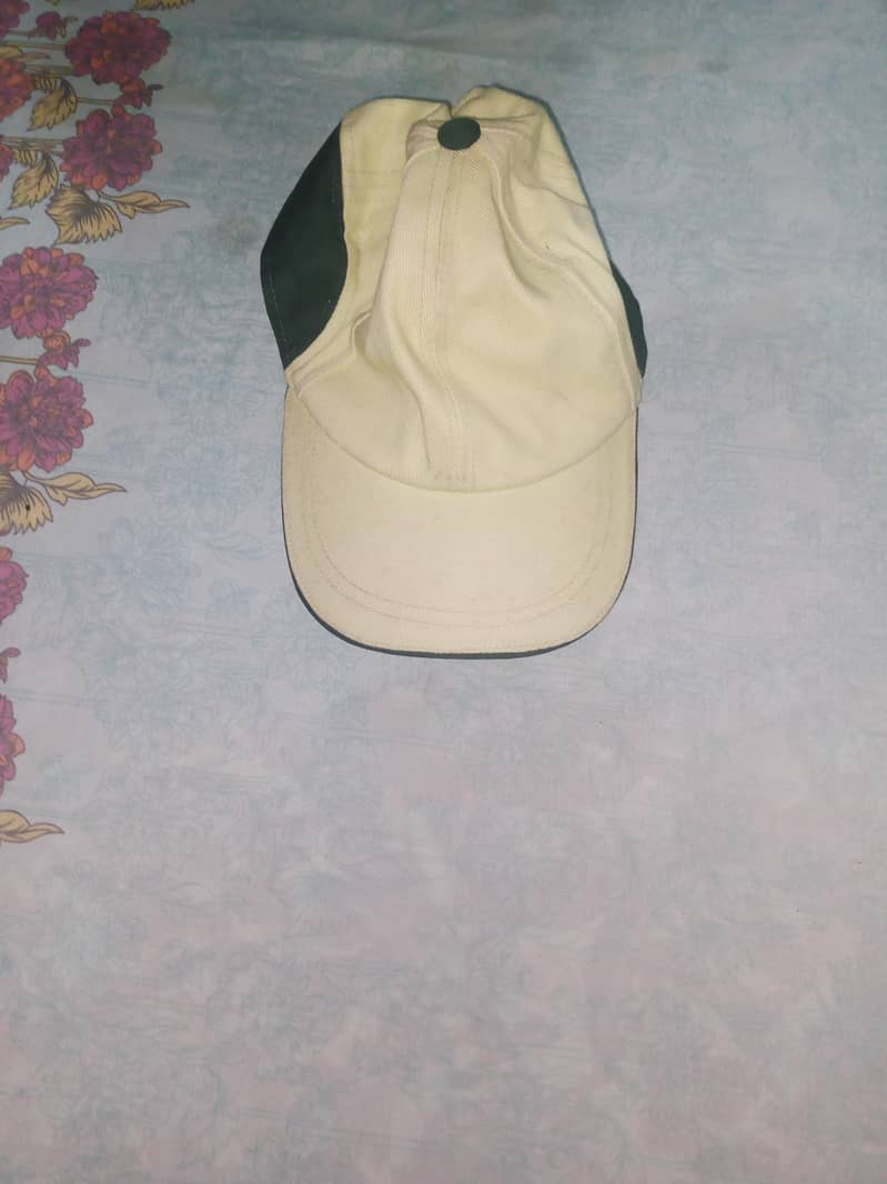 cap green 3