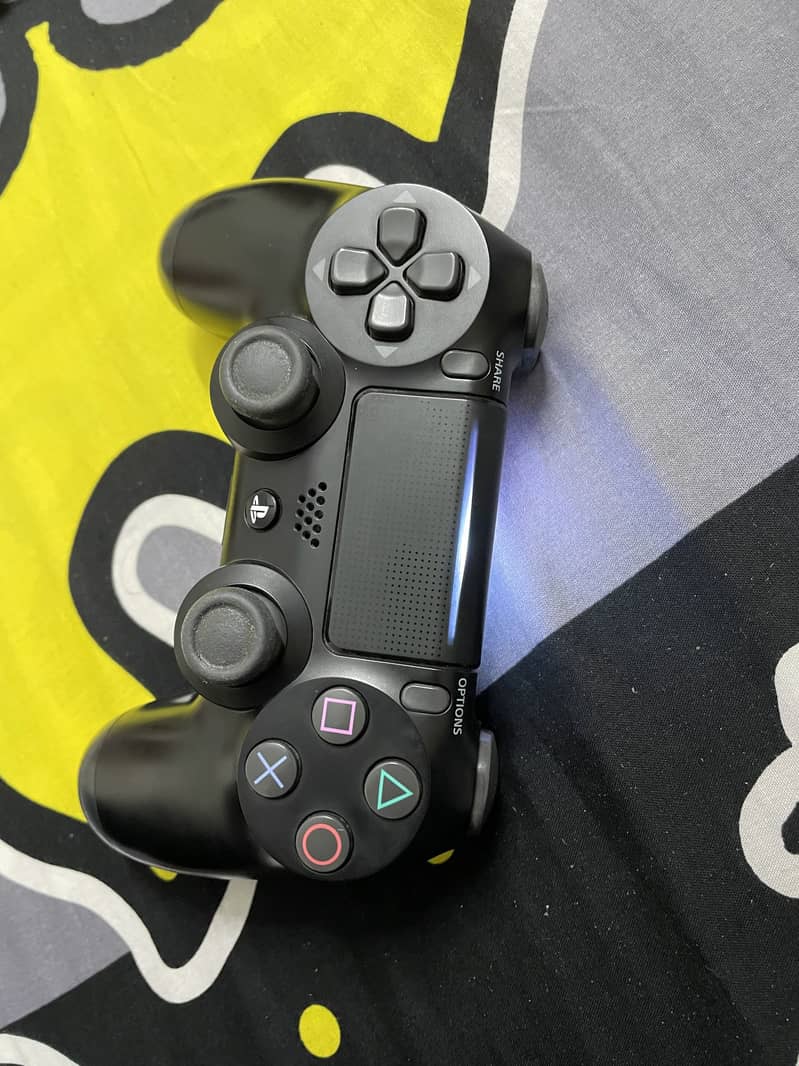 Dual shock 4 wireless controller 1